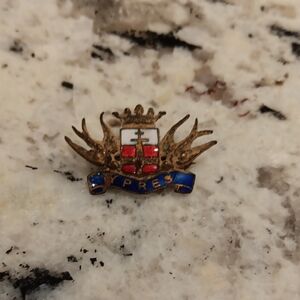 Vintage WW 1 Souvenier military Pin